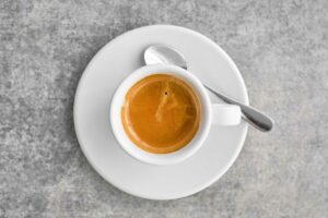 Mi az a crema – és miért olyan fontos az eszpresszó tetején?